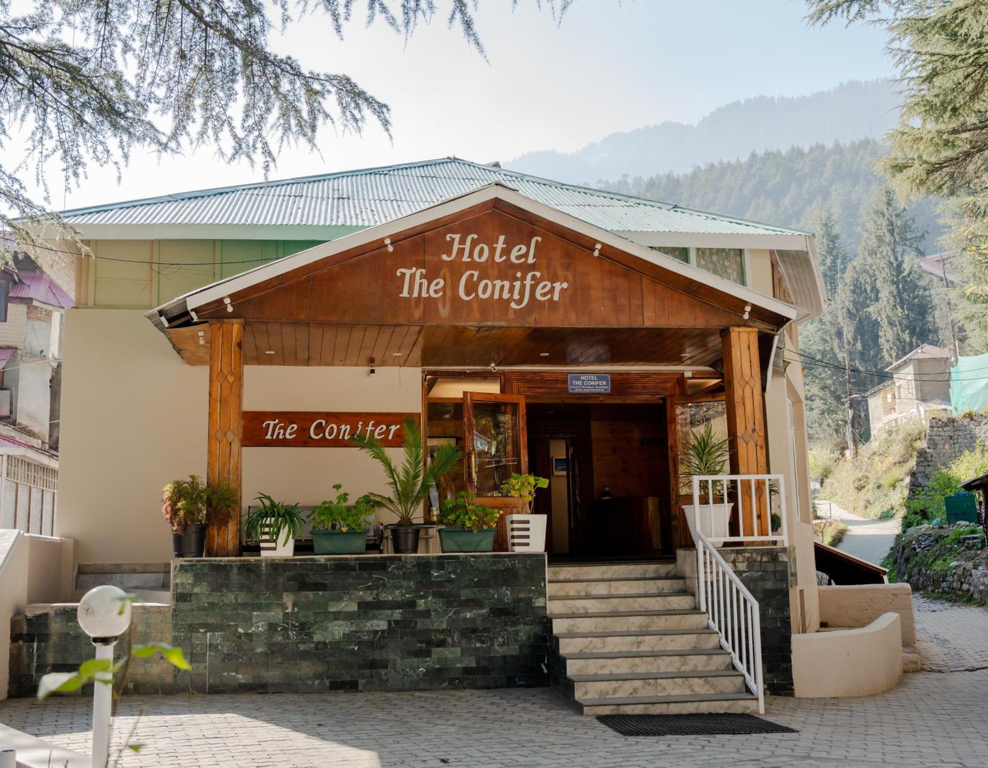 The Conifer Hotel Manāli Kültér fotó